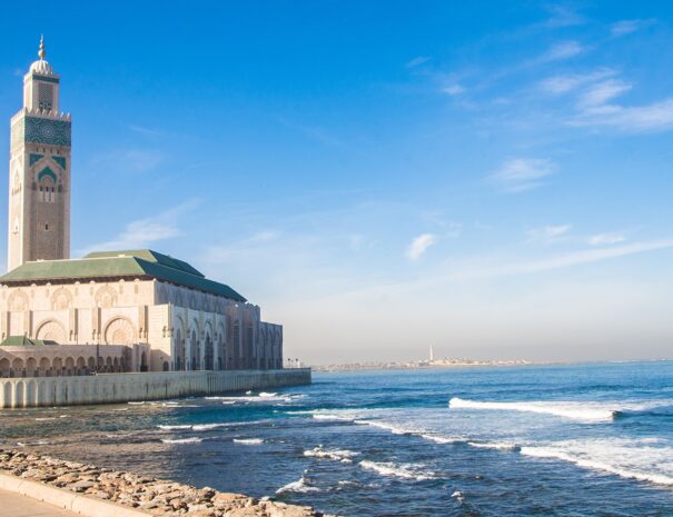 Morocco_Mosque_Coast_Ocean_Casablanca_Mesquita_de_565803_2560x1440