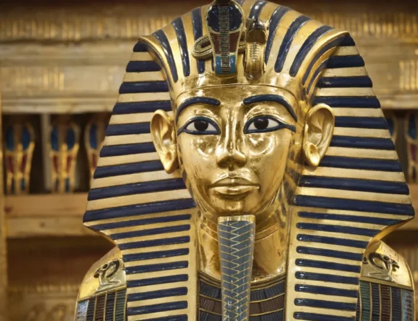 king-tuts-golden-mask-egypt-tours